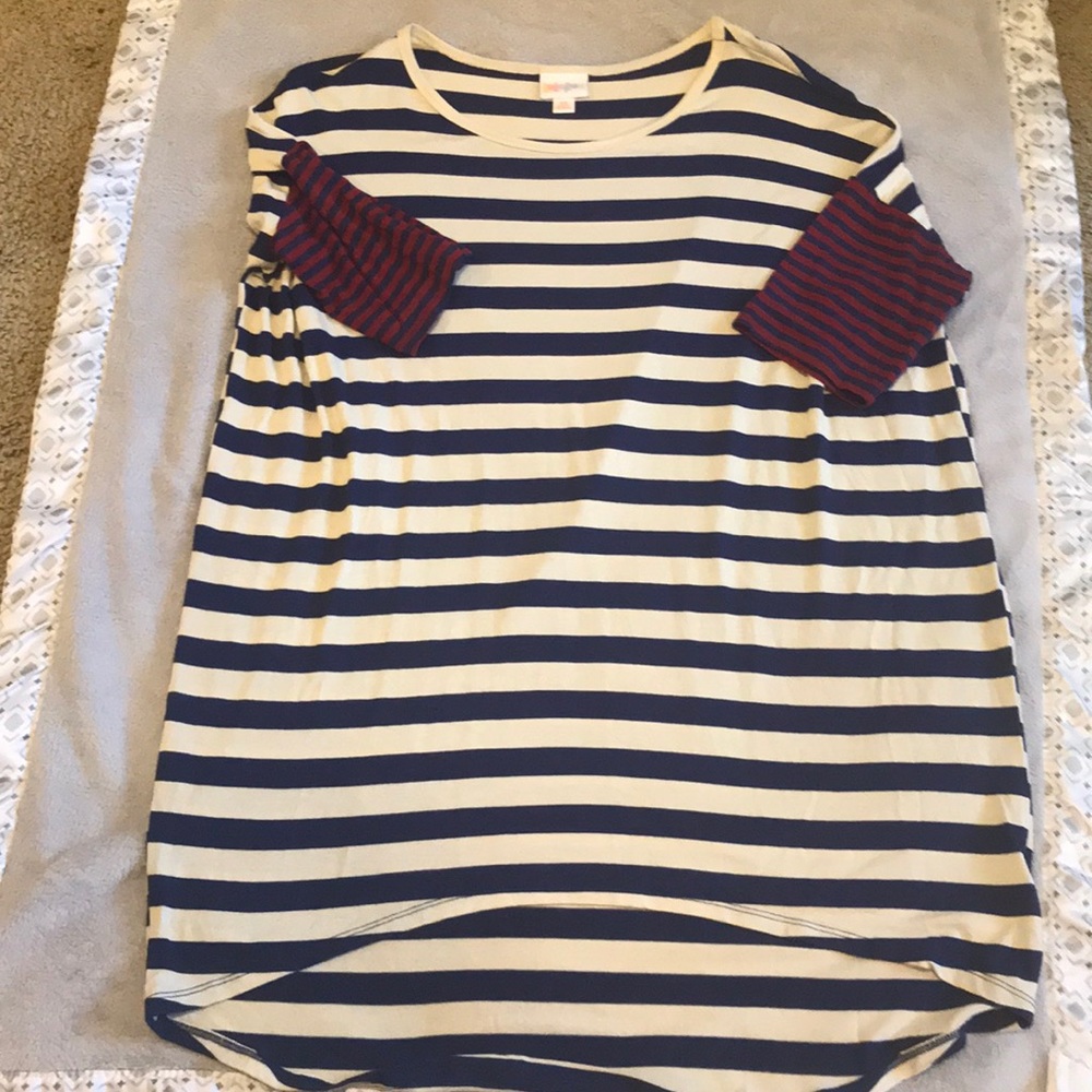 EUC Lularoe striped Irma size XS